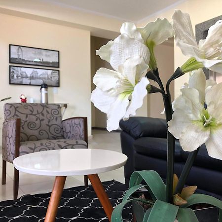 Hotel Martins Pouso Alegre Bagian luar foto