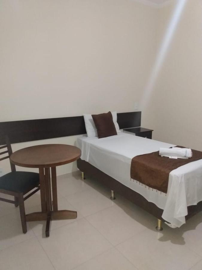 Hotel Martins Pouso Alegre Bagian luar foto