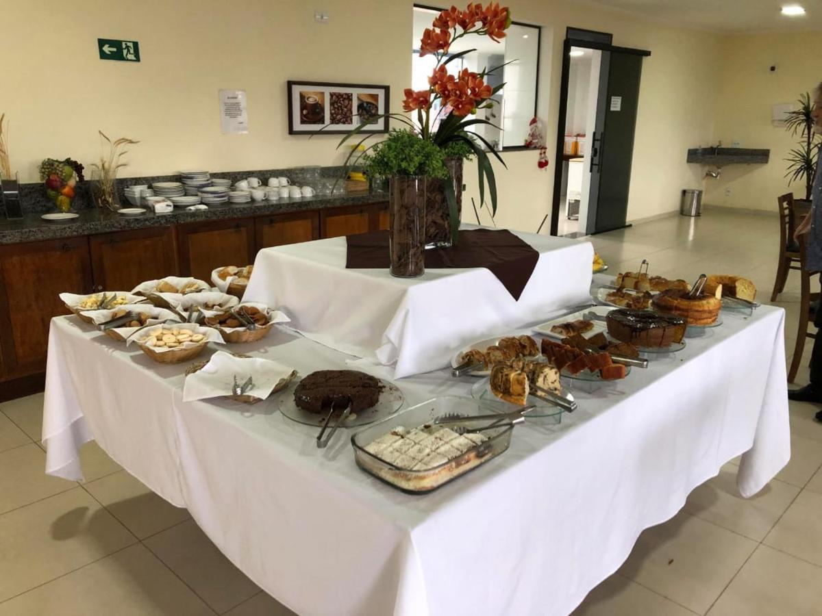 Hotel Martins Pouso Alegre Bagian luar foto
